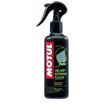 Solutie curatat interior casca moto Motul HELMET INTERIOR CLEAN 250ml 1 - motocross, enduro, ATV Solutie curatat interior casca moto Motul HELMET INTERIOR CLEAN 250ml - motocross, enduro, ATV